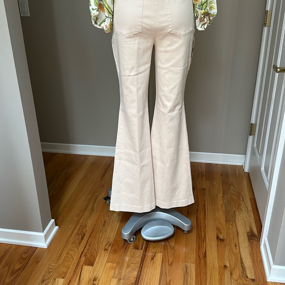 Alice + Olivia  The Trouser Jean * New* Size 29  Flared Jean. - Picture 3 of 10